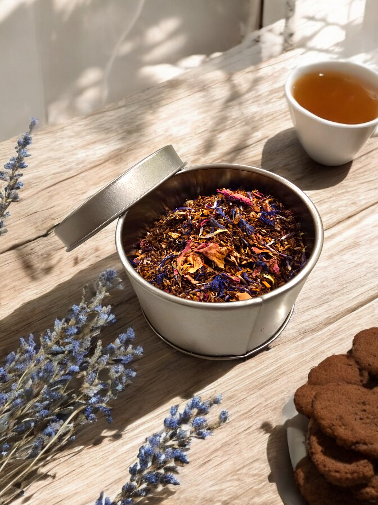 Lavender Hugs - Loose Leaf Herbal Tea (2 sizes to choose from)