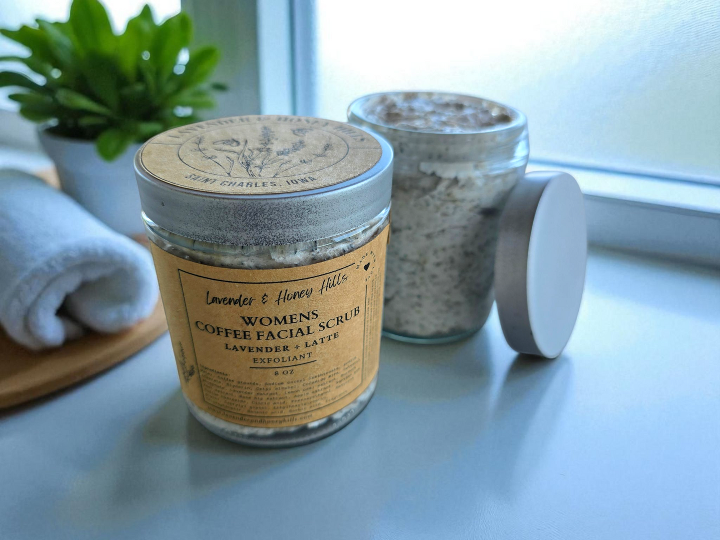 Women’s Coffee Facial Scrub - Lavender + Latte